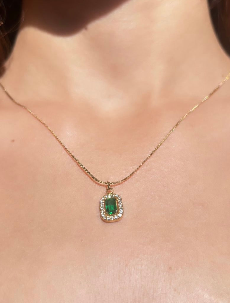 Dainty Emerald Necklace