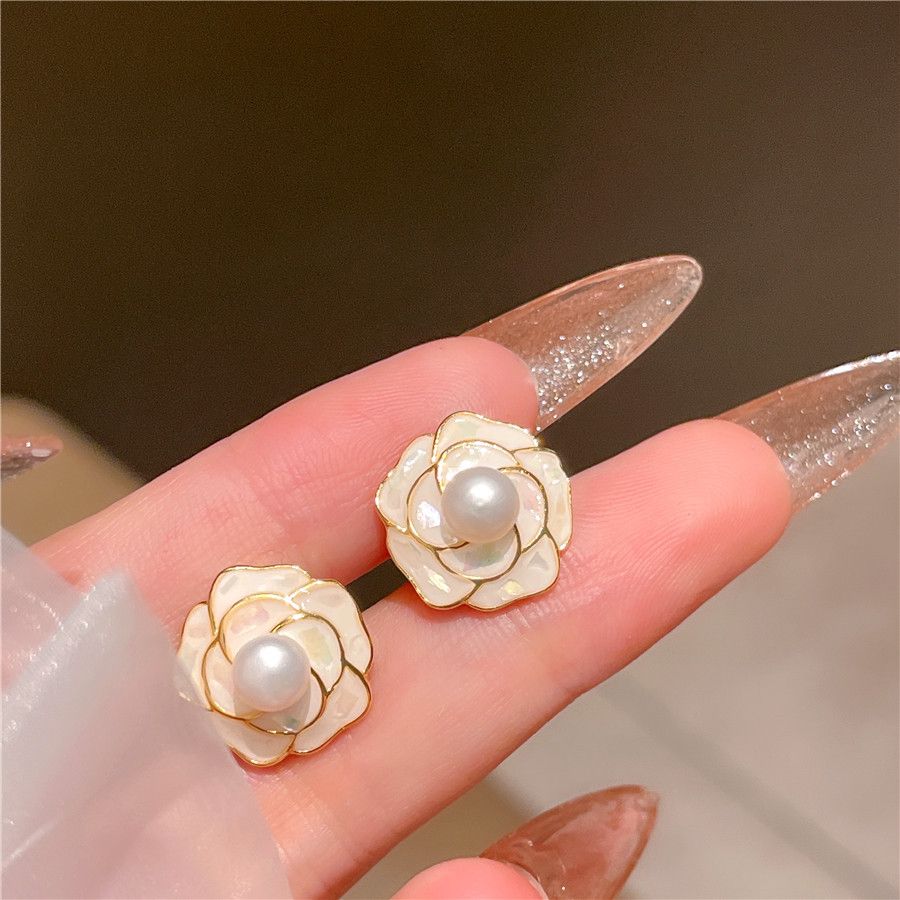 Pearl Flower Earrings
