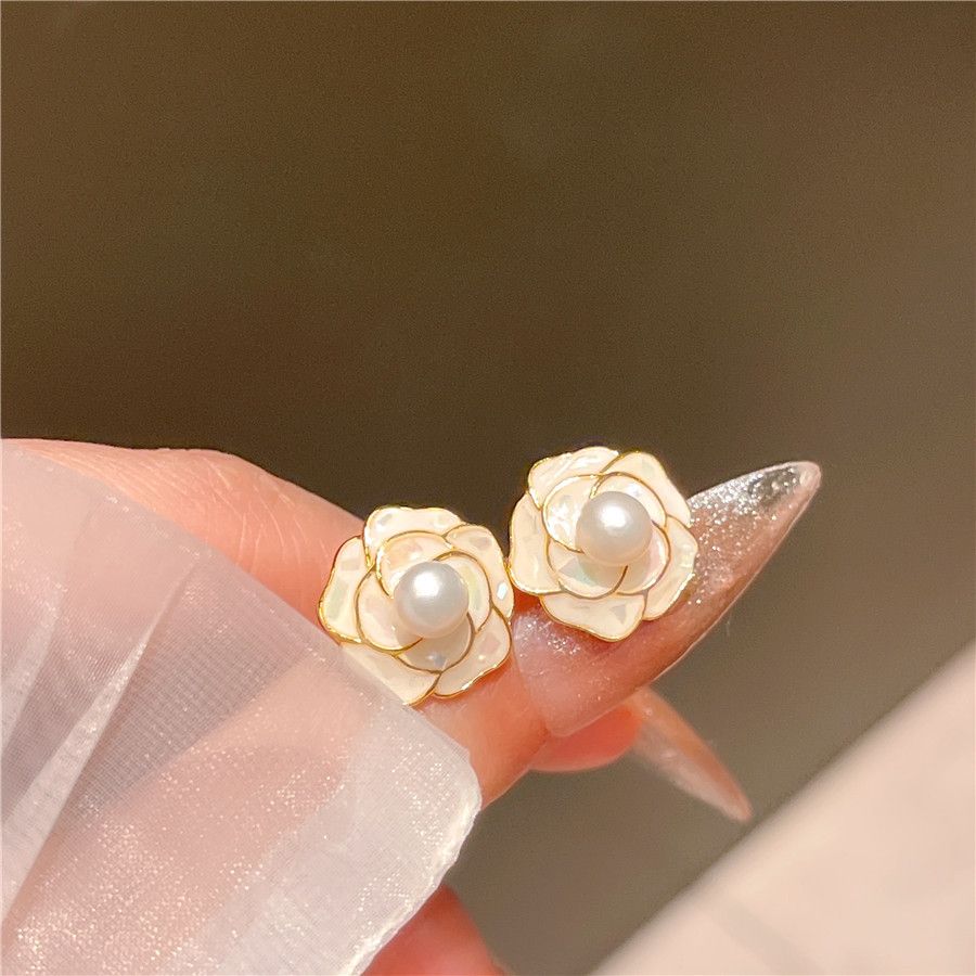Pearl Flower Earrings